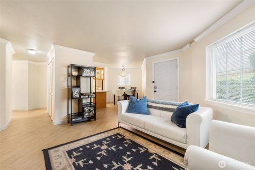 apt-g101-23410 18th Ave S, Des Moines, WA, 98198-7588 | Card Image