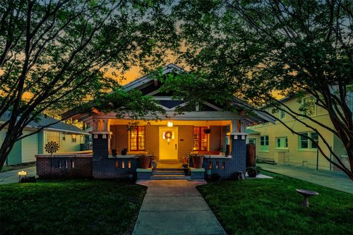 2204 6th Ave, Fort Worth, TX, 76110-1806 | Card Image