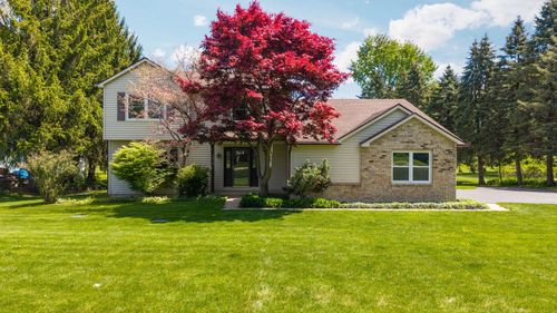 5819 Shagbark Dr, Ann Arbor, MI, 48108-9554 | Card Image