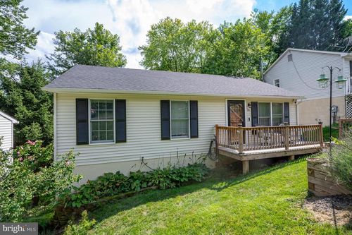 28 E E St, BRUNSWICK, MD, 21716-1421 | Card Image