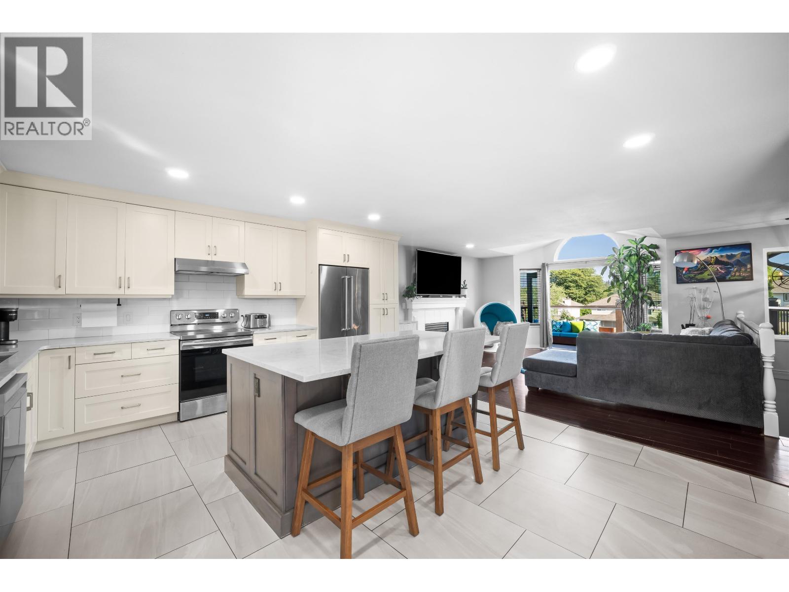 Residential in Maple Ridge 3