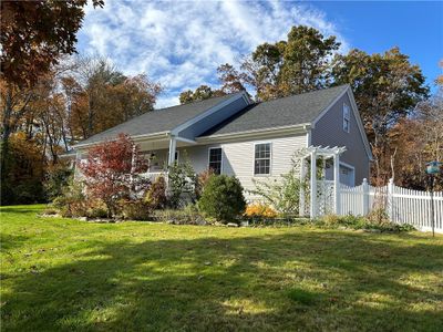 32 Francis Street, House other with 3 bedrooms, 3 bathrooms and 6 parking in Rehoboth MA | Image 3