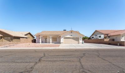 11639 S Prescott Ave, House other with 2 bedrooms, 1 bathrooms and null parking in Yuma AZ | Image 2