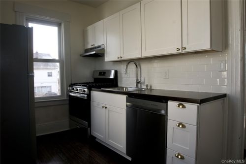 2-55 Vernon Ave, Rockville Centre, NY, 11570-5522 | Card Image