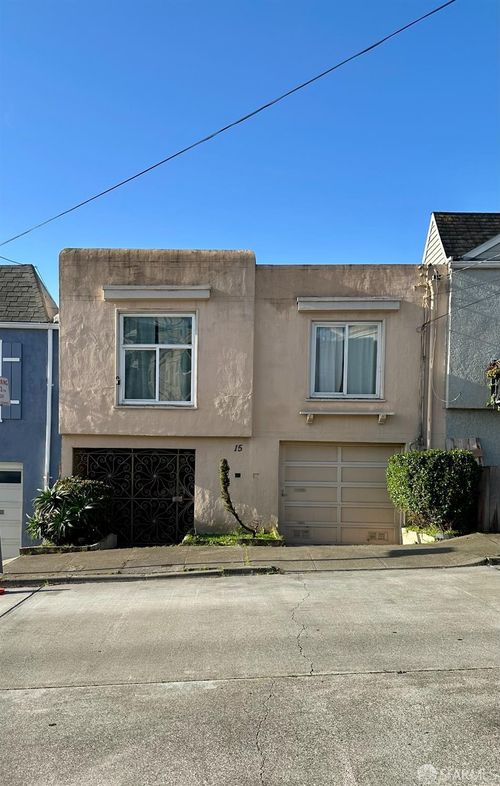 15 Venus Street, San Francisco, CA, 94124 | Card Image