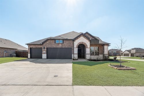 561 Randys Way, Pilot Point, TX, 76258-1717 | Card Image
