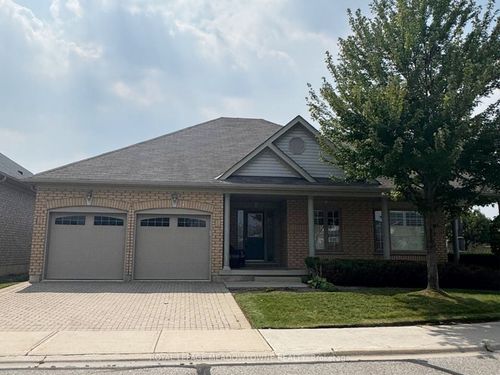 34-54 Locust Dr, Brampton, ON, L6R0W2 | Card Image
