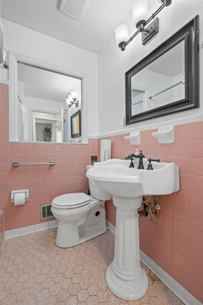 40 Sheraton Way Sw, House other with 3 bedrooms, 3 bathrooms and 4 parking in Mableton GA | Image 18