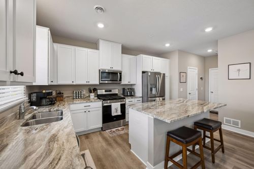 6592 Genevieve Trl, Cottage Grove, MN, 55016-5500 | Card Image