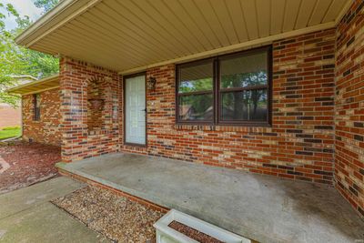 7525 Ridgeway Avenue, House other with 3 bedrooms, 1 bathrooms and null parking in Evansville IN | Image 3