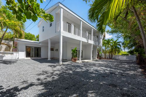 1724 Rose St, Key West, FL, 33040-5322 | Card Image