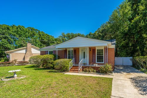 1495 Woodview Ln, Charleston, SC, 29412-8137 | Card Image