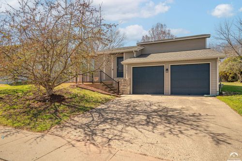 321 Cattleman Trail, Lawrence, KS, 66049 | Card Image