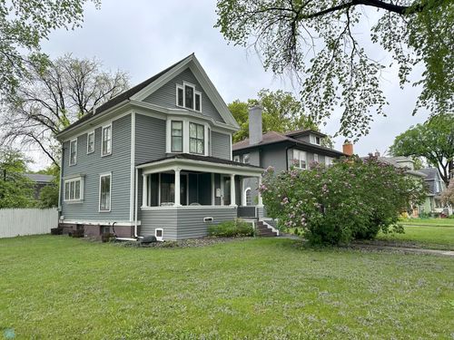 619 University Dr S, Fargo, ND, 58103-2649 | Card Image