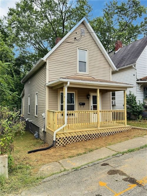 290 Cherry St, Waynesburg, PA, 15370-1750 | Card Image