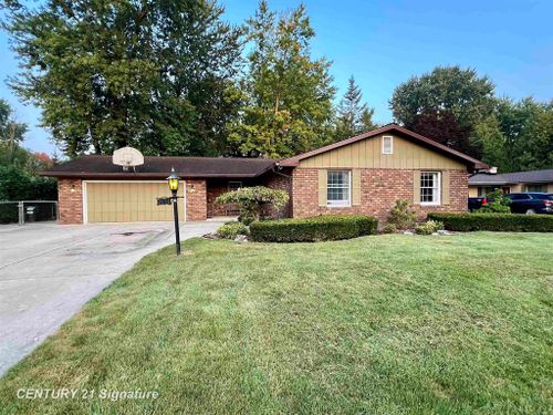 1633 Wilson Drive, Saginaw Twp, MI, 48638 | Card Image