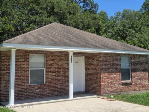 8430 Jeff Davis Dr, Bay Saint Louis, MS, 39520-8308 | Card Image