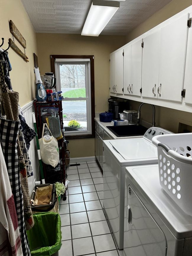 1979 Commonwealth Rd, House other with 3 bedrooms, 2 bathrooms and 2 parking in Galax VA | Image 17
