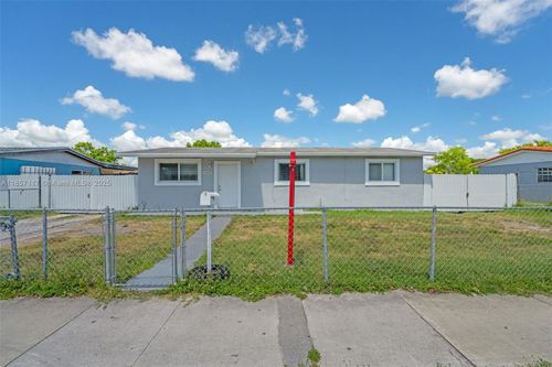 19400 Sw 114th Ave, Miami, FL, 33157-8109 | Card Image