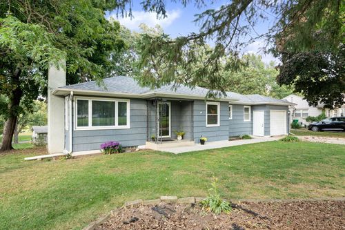 120 Ridge Rd, Albert Lea, MN, 56007-1439 | Card Image