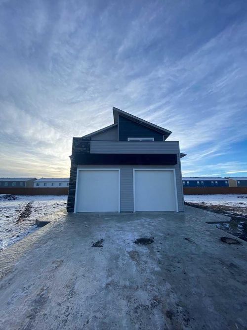 b-9507 114 Ave, Clairmont, AB, T8X0W7 | Card Image