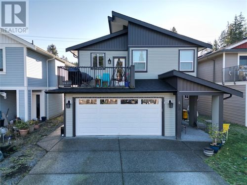 408 10th St, Nanaimo, BC, V9R1A1 | Card Image