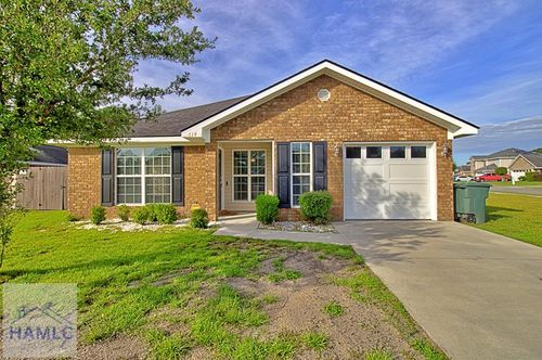 119 Grandview Dr, Hinesville, GA, 31313-2831 | Card Image