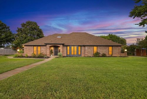 121 Crestview St, Chandler, TX, 75758-2336 | Card Image