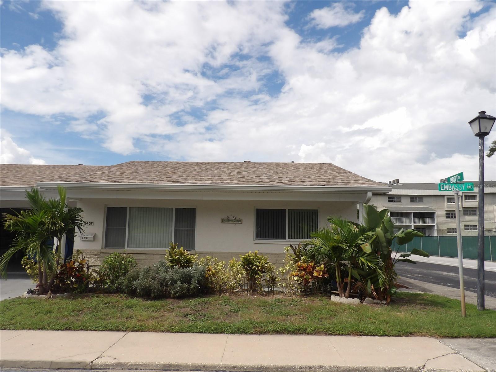 Embassy Ave, New Port Richey, FL 34652