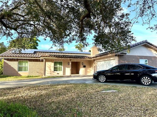 8203 Nw 37th St, Coral Springs, FL, 33065-4515 | Card Image