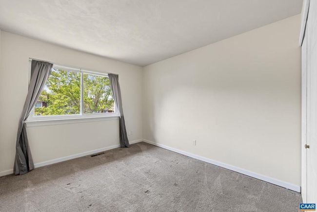 86 Woodlake Dr, Townhouse with 3 bedrooms, 2 bathrooms and null parking in CHARLOTTESVILLE VA | Image 16