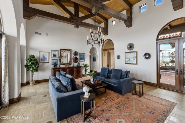 Family Room | Image 57