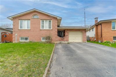 88 Gillin Rd, Home with 4 bedrooms, 2 bathrooms and 3 parking in Brantford ON | Image 1