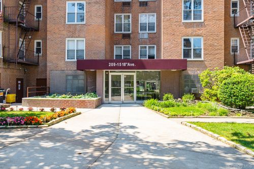3d-209-15 18th Avenue, New York, NY, 11360 | Card Image