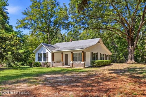 693 Myrleville Road, Yazoo City, MS, 39194 | Card Image