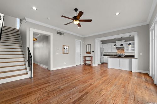 2-137 Katherine Ct, San Antonio, TX, 78209-6221 | Card Image
