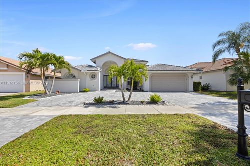 805 Bayside Ln, Weston, FL, 33326-3339 | Card Image