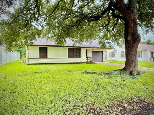 4629 Bellaire Ave, Groves, TX, 77619-3005 | Card Image