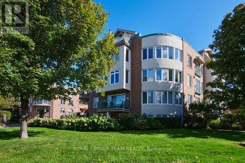 101c-997 N River Rd, Ottawa, ON, K1K3V5 | Card Image