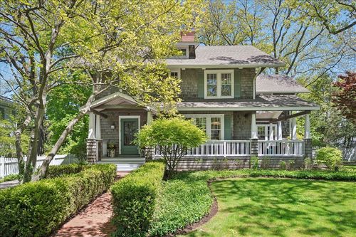 747 Lincoln Ave, Winnetka, IL, 60093-1918 | Card Image