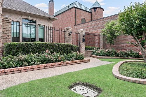120 Summerwood St, Beaumont, TX, 77706-2702 | Card Image