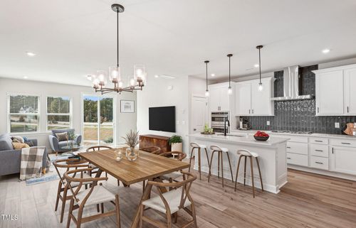 129 Pinnacle Drive, Chapel Hill, NC, 27516 | Card Image