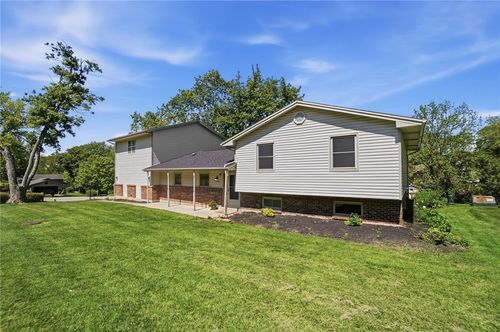 6195 Millbank Dr, Centerville, OH, 45459-2240 | Card Image