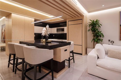 19115-19115 Fisher Island Dr, Miami Beach, FL, 33109-1127 | Card Image