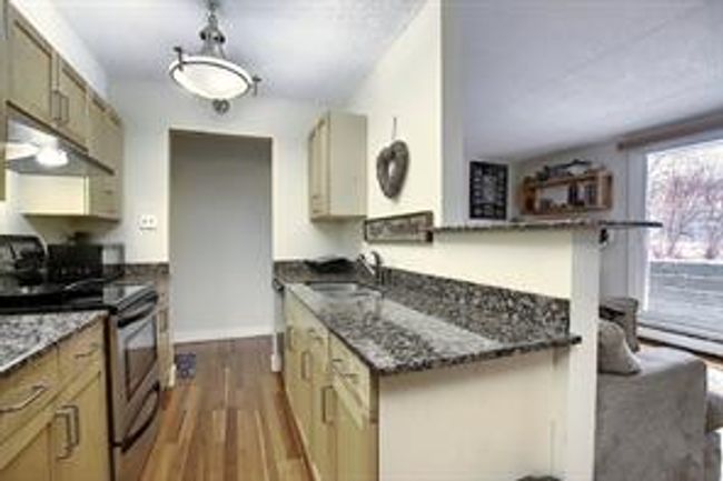 105 - 315 9a St Nw, Condo with 2 bedrooms, 1 bathrooms and 1 parking in Calgary AB | Image 8
