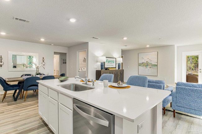 2790 Chevy Cir, House other with 5 bedrooms, 3 bathrooms and 2 parking in Pace FL | Image 13