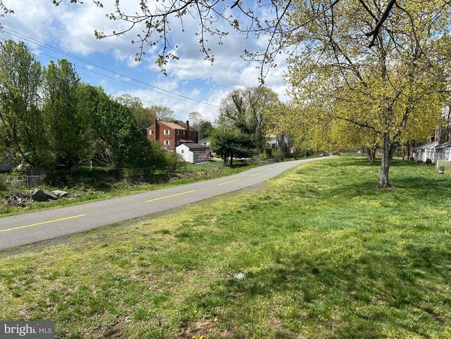 321 Harrison St Se, Townhouse with 2 bedrooms, 2 bathrooms and null parking in LEESBURG VA | Image 12