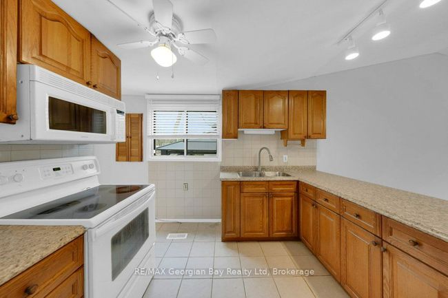 67 Roc Rd, House other with 5 bedrooms, 3 bathrooms and 6 parking in Tiny ON | Image 18