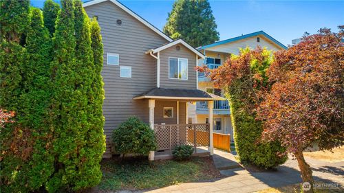 1727 Nw 61st St, Seattle, WA, 98107-2376 | Card Image