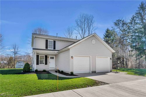 38145 French Creek Rd, Avon, OH, 44011-1723 | Card Image